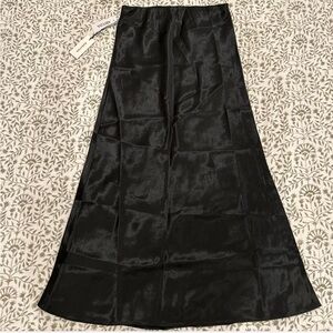 Aritzia Babaton Satin Slip Maxi Skirt Black size 2